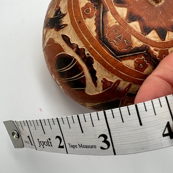 Vintage Hand Carved Peruvian Gourd Box Folk Art Llama Farmer Trinket Artisan - Picture 9 of 9